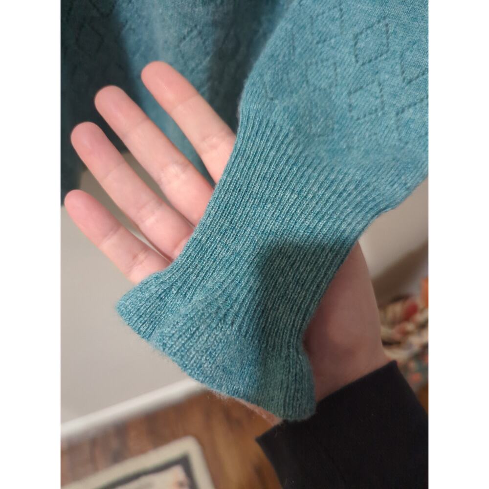 J Crew 100% Cashmere Crewneck Pointelle Sweater NWT - Picture 4 of 5